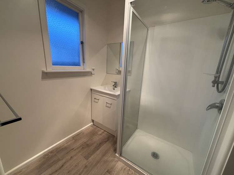 10 Waiau St Cracroft_19