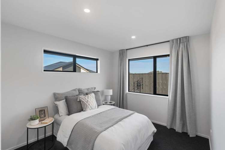 3 Cox Lane Amberley_13