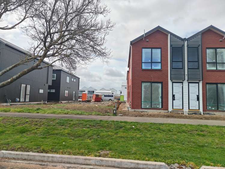 31D & 31E Burberry Road_1