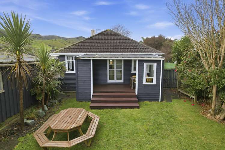 96 Thames Road Paeroa_32