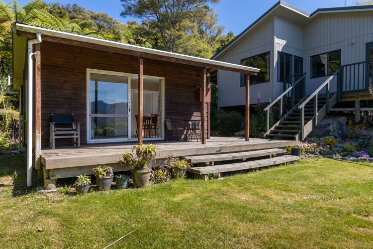 524 Moetapu Bay Road Anakiwa and Surrounds_10