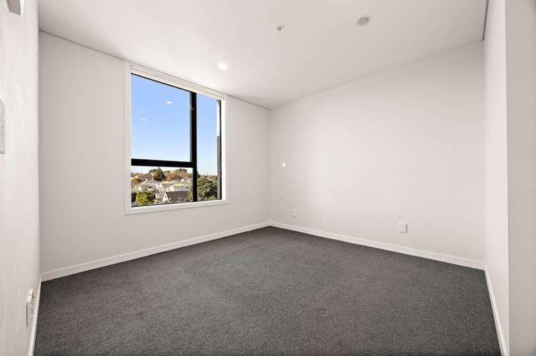 504/82 Jellicoe Road Mt Wellington_8