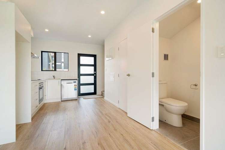 11 Eileen Newey Place Henderson_5