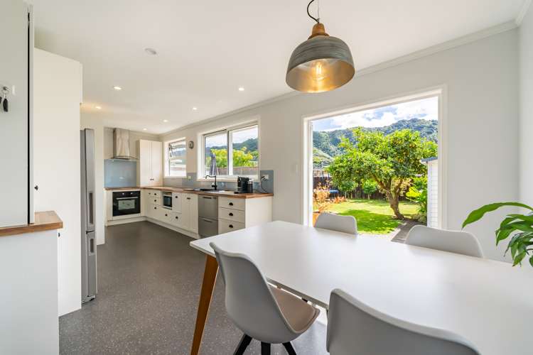 37 California Drive Totara Park_7