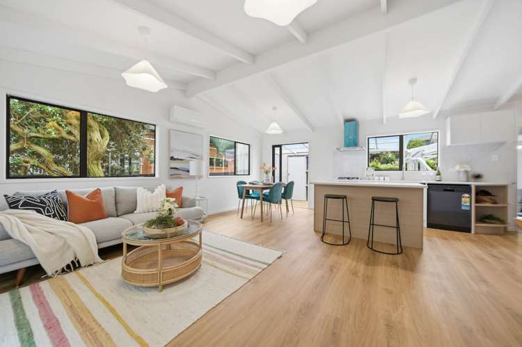 37A Range View Road Mt Albert_11