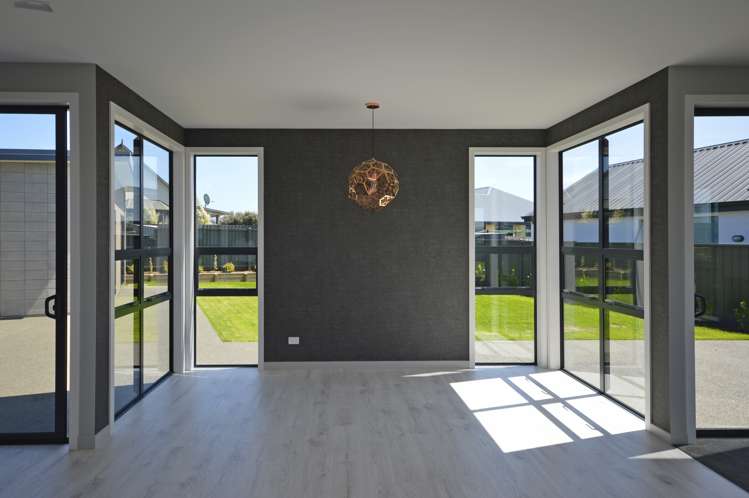 5 Lochern Rise Marchwiel_5