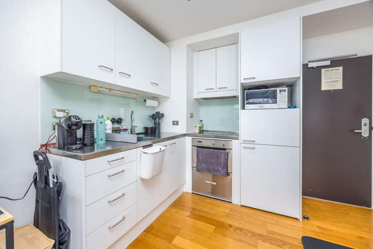 12g/16 Gore Street Auckland Central_5