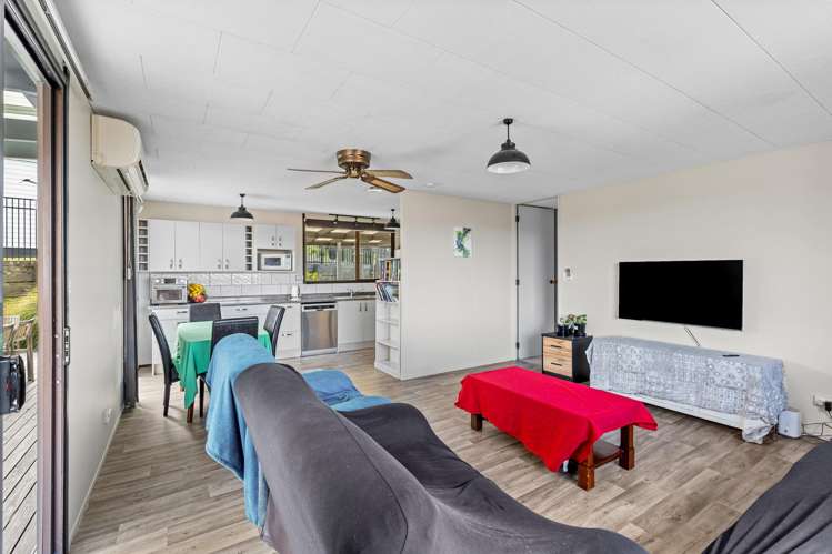 1/21 Sarajevo Place Massey_5