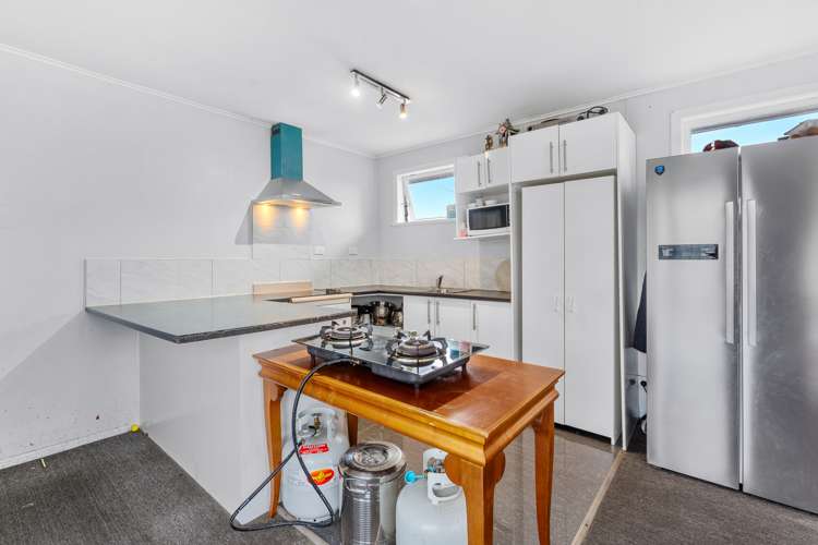 114 Clayton Avenue Otara_13