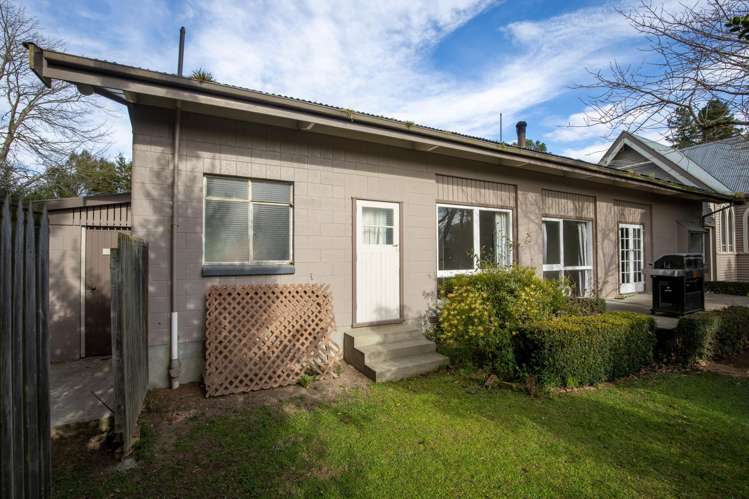 2 Adams Road Greendale_27