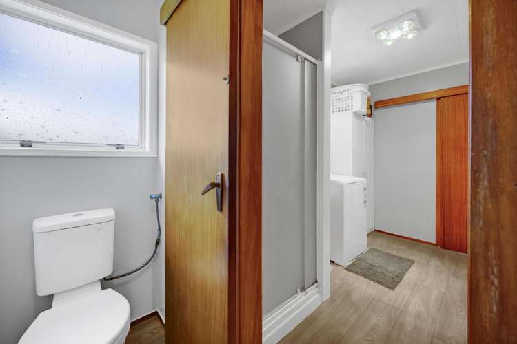 48A Collins Street Hawera_11