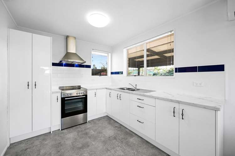 15A Sandalwood Drive Dinsdale_3