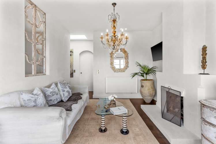 541c Marine Parade Napier South_11