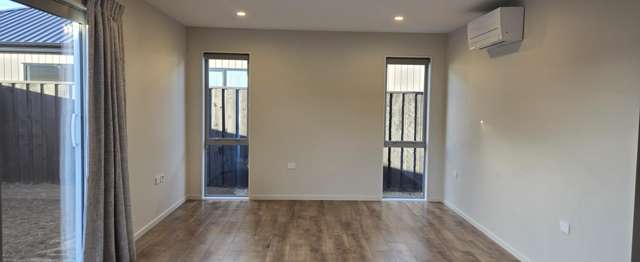 13 Finn Avenue 11103_4