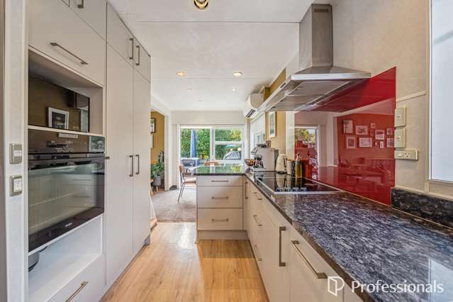 37 Petrie Street Wainuiomata_4