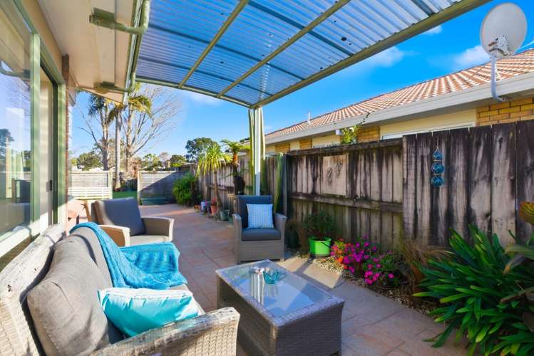 8 Webb Place Papamoa Beach_13