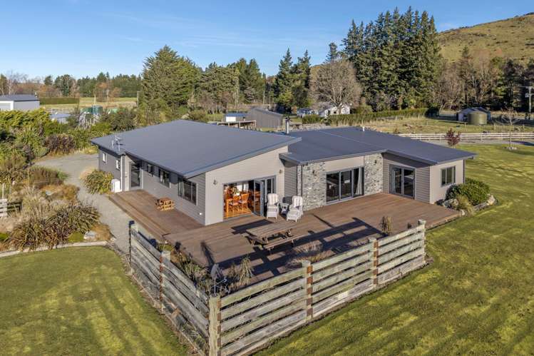 5808 West Coast Road Springfield_10