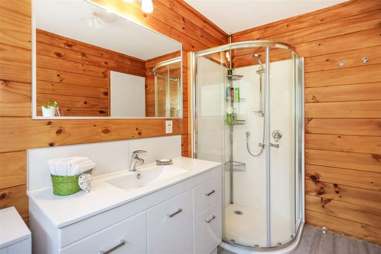 323 Kaipara Road Papakura_11