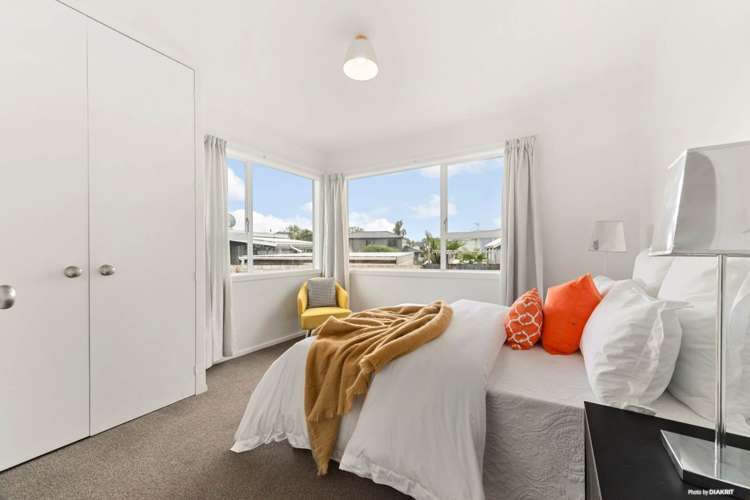 69a Red Beach Road Red Beach_11