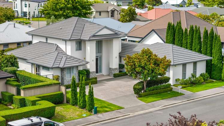 33 Applefield Court Northwood_28