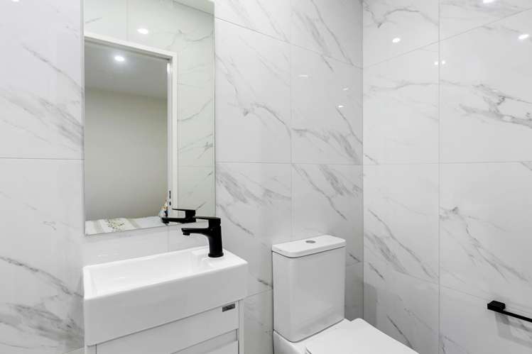 5/5 Chevis Place Pakuranga_8