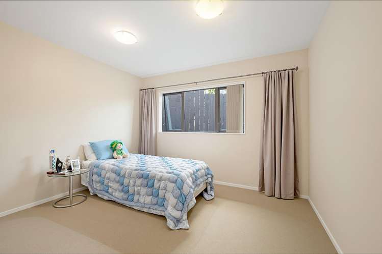 77 San Marino Drive West Henderson_35