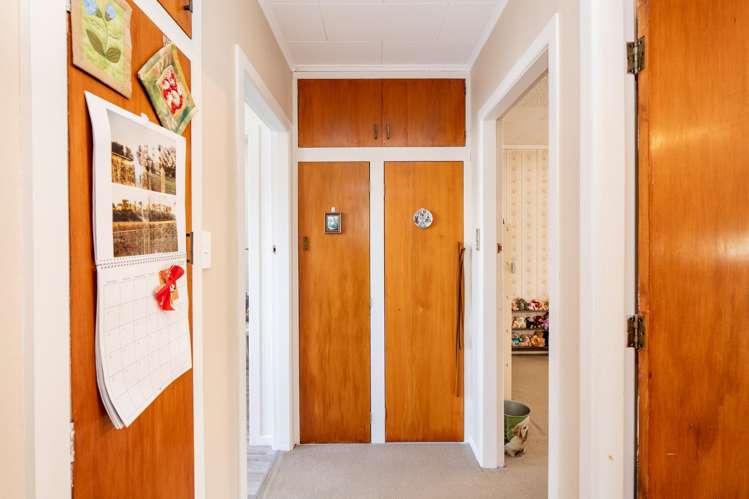 2/30 George Street Windsor_6