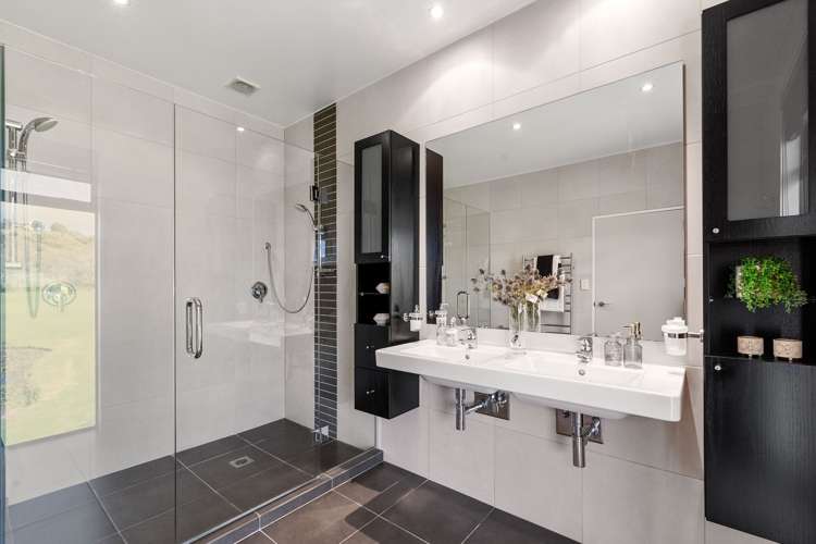 60 James Paige Lane Riverhead_41