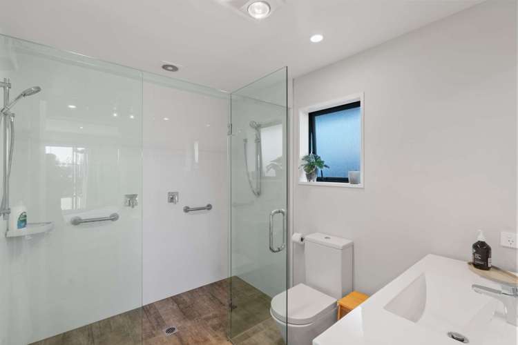 34 Russ Drive Lincoln_13