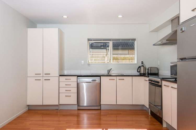 28 Merlot Way Te Atatu South_2