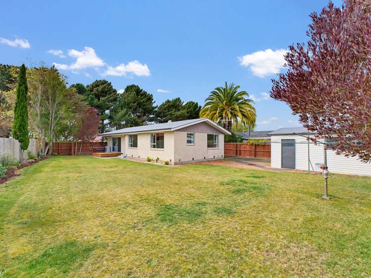 205 Queenspark Drive_1