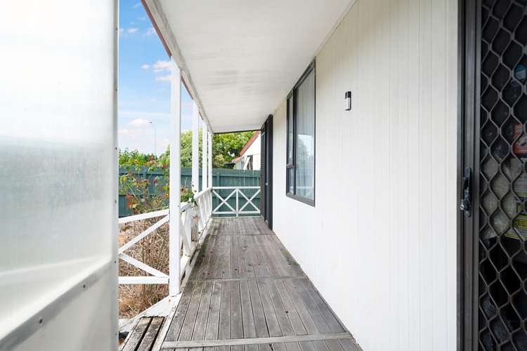 4 Ireland Place Ranui_19