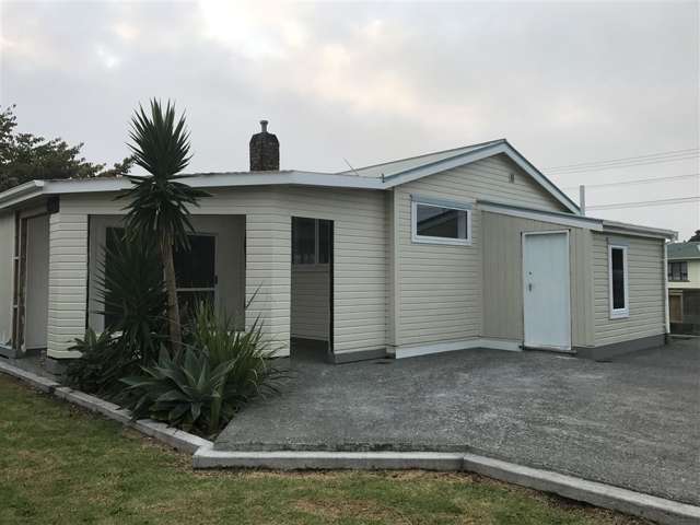 11 Queen Street Waitara_1