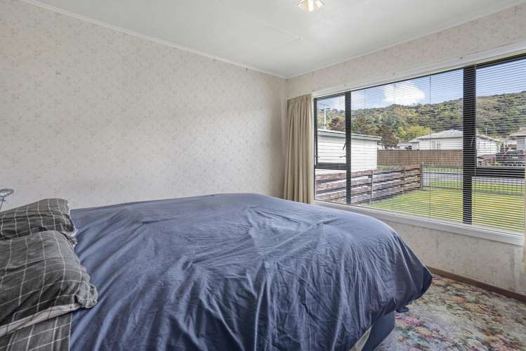 38 Westminster Road Wainuiomata_15