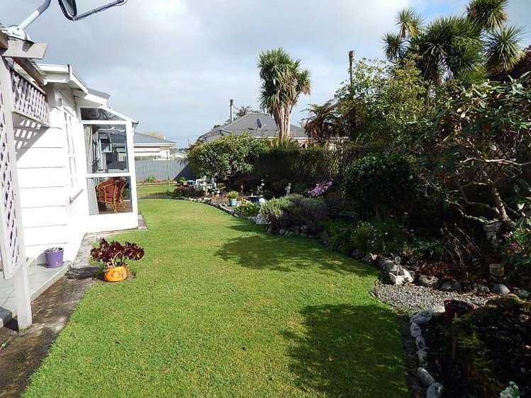 17 Disraeli Street Westport_17