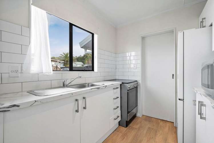 2/65 Weldene Avenue Glenfield_7