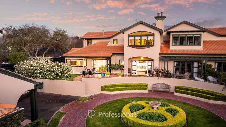 4/341 Fergusson Drive_0