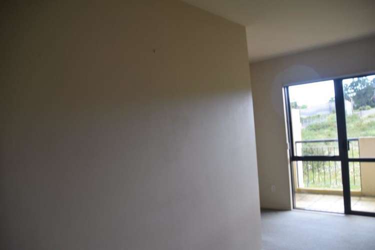 10/12 Crown Lynn Place New Lynn_4