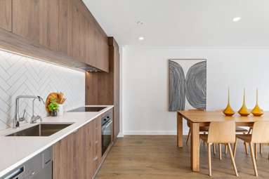 1/98 Walker Road_2