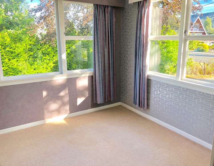 21 Home Street Manapouri_8