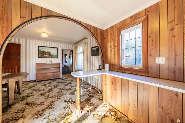 87 Penrose Street Woburn_12