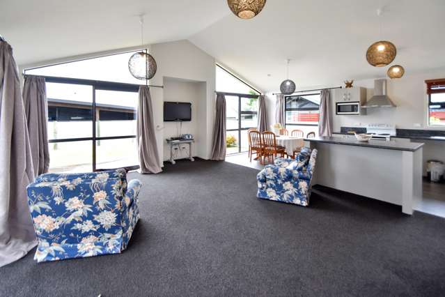 22 Rhoboro Road Twizel_1