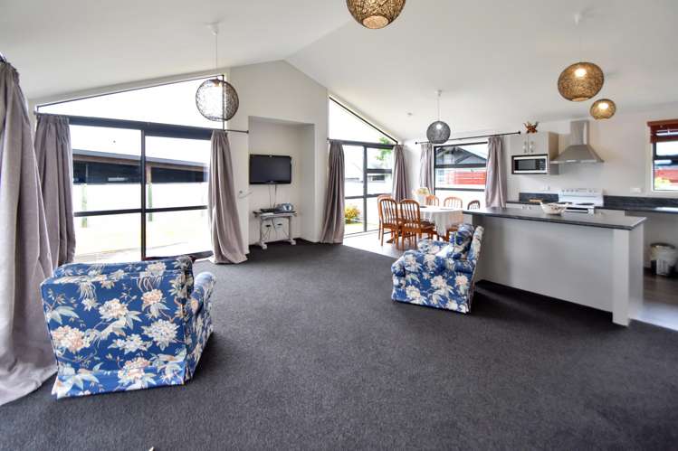 22 Rhoboro Road Twizel_1