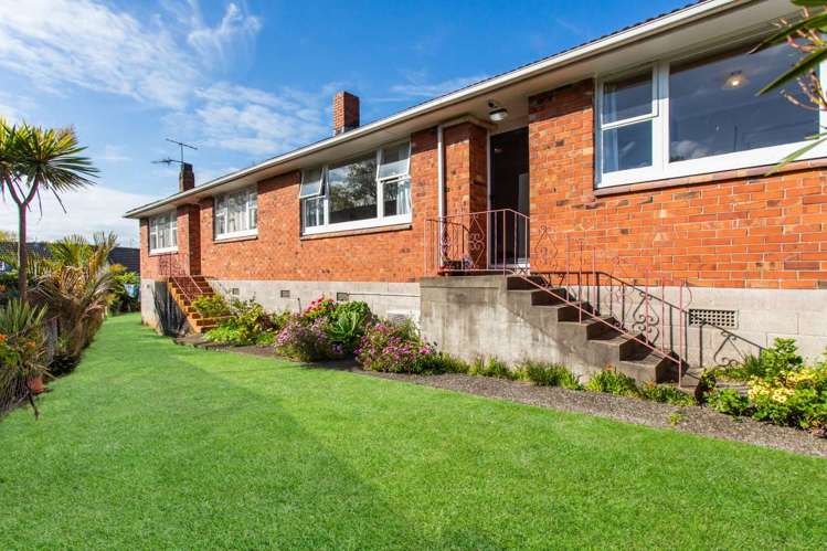 2/108 Saint Johns Road Saint Johns_0