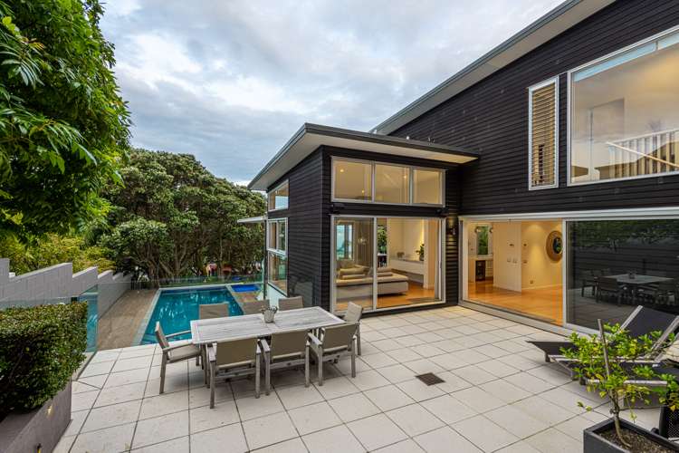 23 Whitby Crescent Mairangi Bay_5