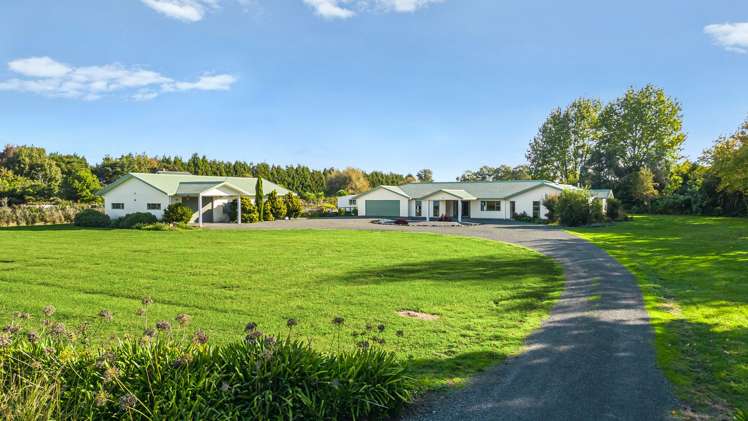 88 Boord Crescent Kumeu_35