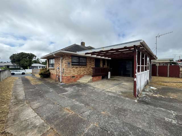 46 McKean Avenue Manurewa_2