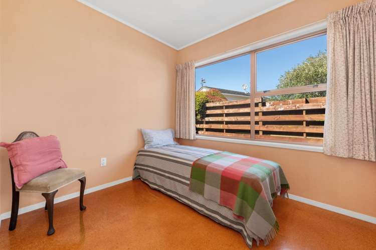 6 Fielding Crescent Farm Cove_19