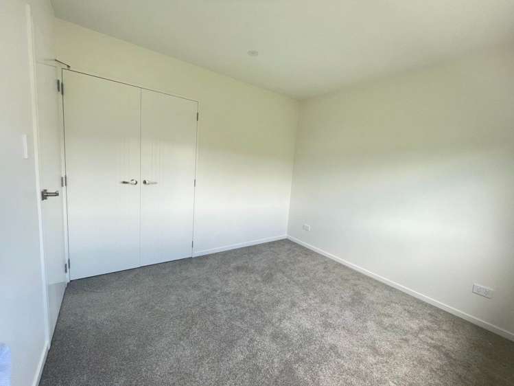 4/28 Netherlands Avenue Kelston_7