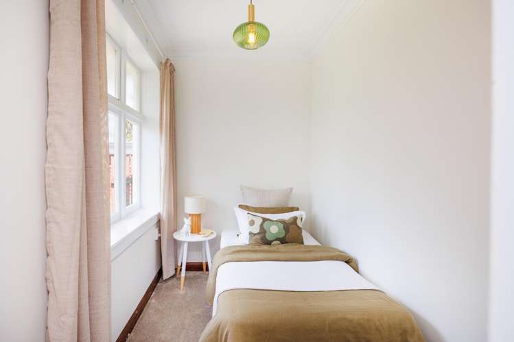 20 Rainforth Street Roslyn_26